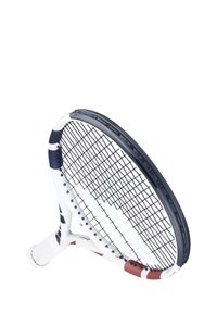 Tennisset met een wit frame met marineblauwe en rode accenten, een gemarmerde grip en een gestructureerd snaarbed.