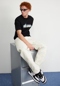 AAPE By A Bathing Ape TEE - T-shirts med print - black