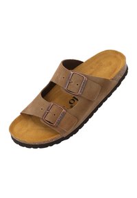 Brown suede sandaal met twee verstelbare banden en metalen gespen, voorzien van een gevormde kurken voetbed en een getextureerde rubberen zool.