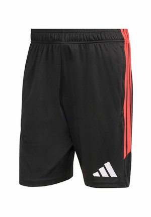 Černé sportovní šortky s červenými proužky po stranách, elastickým pasem a bílým logem. Vyroben�é z lehké, hladké tkaniny.