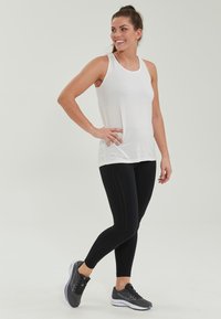 Endurance ENDURANCE  - Linne - white