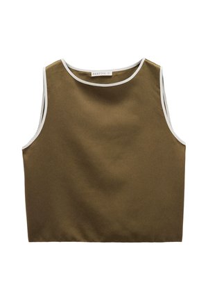 PARFOIS, - Top