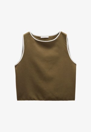 PARFOIS, - Top