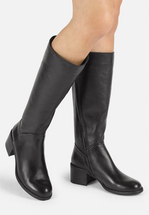 Boots - black