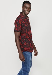Koroshi SHORT SLEEVE - Camicia - rojo   red