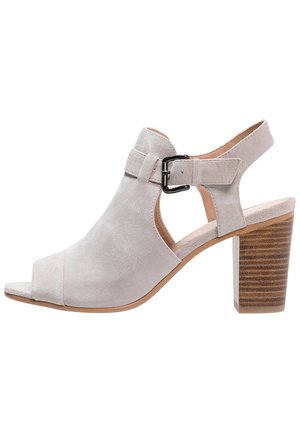 Pier One Sandals - grey