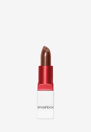 BE LEGENDARY PRIME & PLUSH LIPSTICK - Lippenstift - 15 caffeinate
