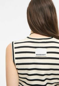 Rouge Edit KNITTED TOP SLEEVELESS - Débardeur - birch