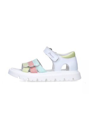 Sandali bianchi per bambini con fasce rosa, blu e verdi, fissati con velcro. Suola bianca testurizzata con un motivo di battistrada.