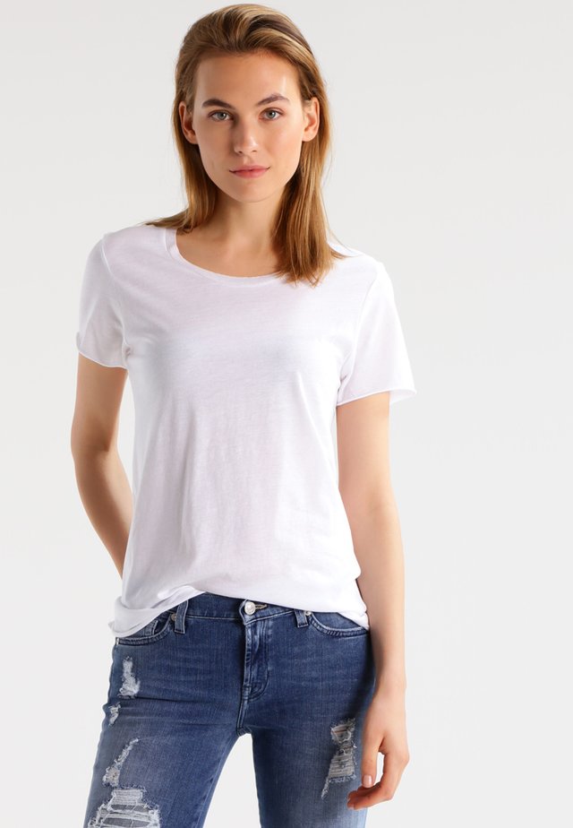 ROUND NECK LOOSE FIT TEE - Basic T-shirt - optical white