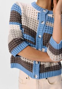Object Cardigan - cloud dancer