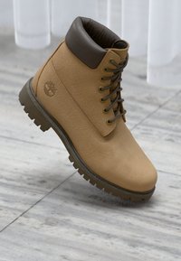 Ikke valgt, dark brown