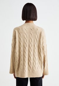 ONLY Stickad tröja - beige