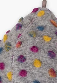 pure pure by BAUER FÄUSTEL UNISEX SET - Bonnet - silber/orchidee