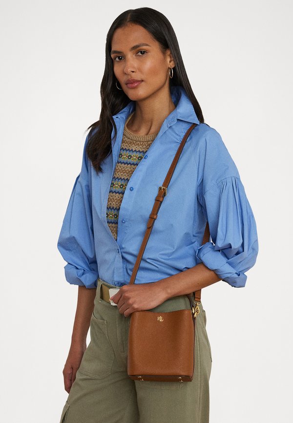 CROSSHATCH SMALL REESE BUCKET BAG - Handbag - lauren tan2