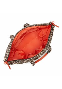Leopardenmuster Tasche mit orangefarbener Innenausstattung, aus Stoffmaterial gefertigt, mit zwei Griffen und einem Reißverschluss. Das Innere umfasst Taschen und Fächer.