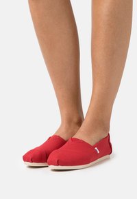 TOMS - ALPARGATA - Treniņu apavi - red Miniatūras attēls 1