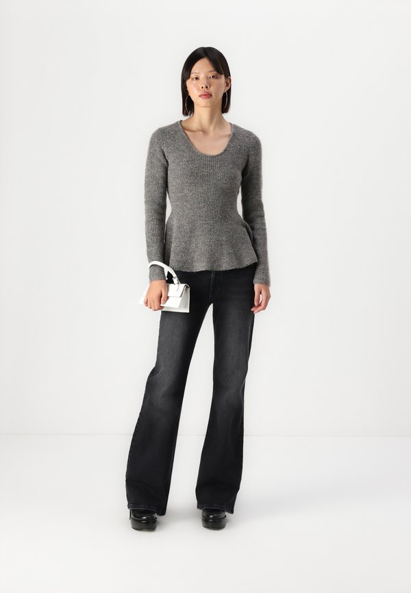 ONLJUICY FLARED - Flared Jeans2