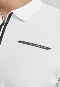 Jack & Jones GEDRUCKT - Poloshirts - bright white