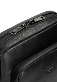 Wojas Umhängetasche - czarny