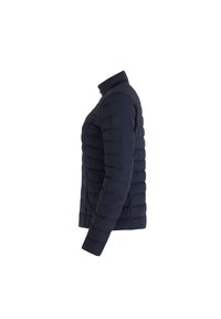 Giacca a vento blu navy con colletto alto, polsini a costine, motivo trapuntato e logo a patch sulla spalla sinistra. Presenta una chiusura con zip.
