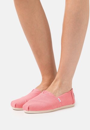 TOMS Instappers - pink