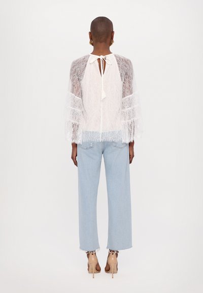 Alice + Olivia DELIA RUFFLE TUNIC - Blūze - off white