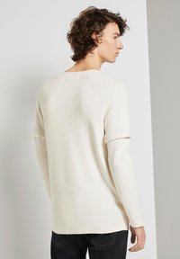 TOM TAILOR DENIM Strickpullover - oat milk melange