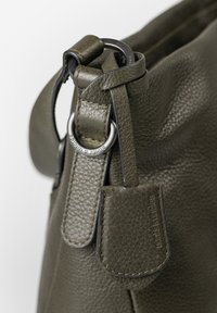 Aunts & Uncles DARLING - Handtasche - ivy green