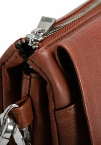 Still Nordic STILLANOUK CROSSBODY - Torba čez telo - vintage brown