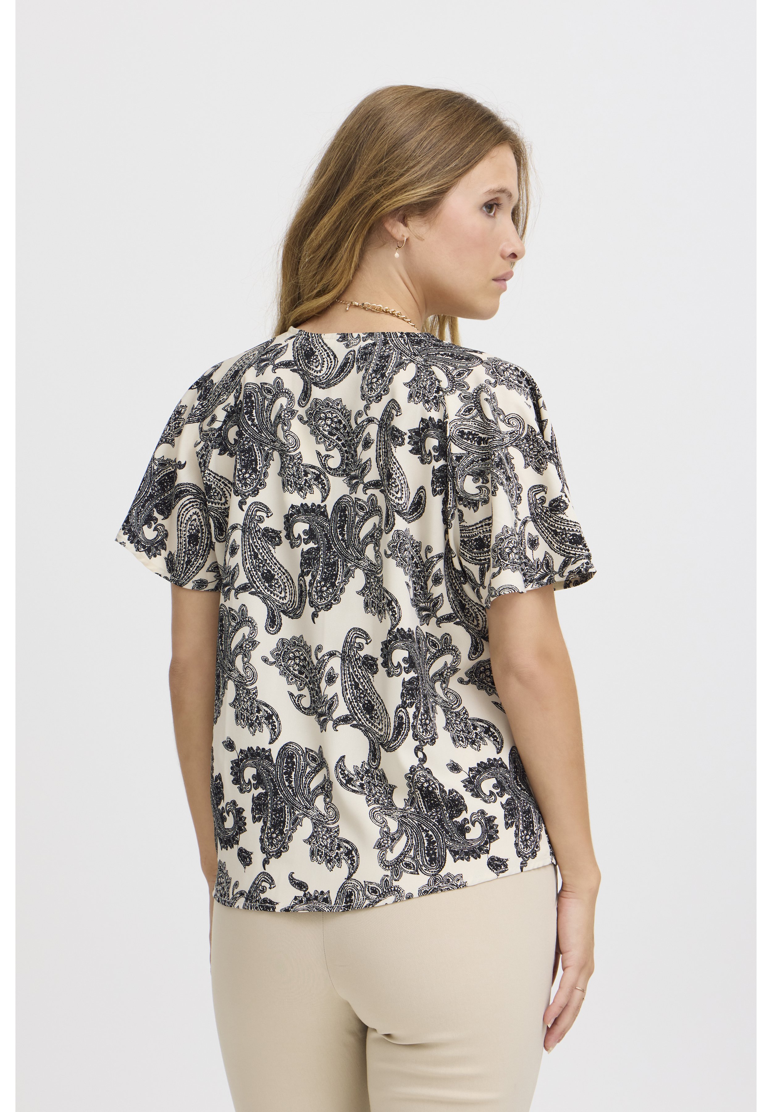 売れ筋商品|||ビーヤング Tシャツ レディース トップス BYHAISLEY - Blouse - black mix b.young BYHAISLEY - Blouse - black mix/zwart - Zalando.be
