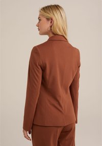 WE Fashion GETAILLEERDE - Žakete - brown