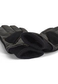 Gants en cuir noir avec une finition lisse, des poignets en tissu côtelé et un intérieur rembourré. Ils possèdent des séparations pour les doigts afin d'améliorer la dextérité.