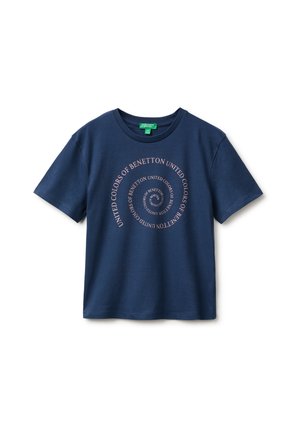 Marineblaues T-Shirt mit kurzen Ärmeln, rundem Ausschnitt und zentriert gedrucktem kreisförmigem United Colors of Benetton Logo-Schriftzug auf der Vorderseite.