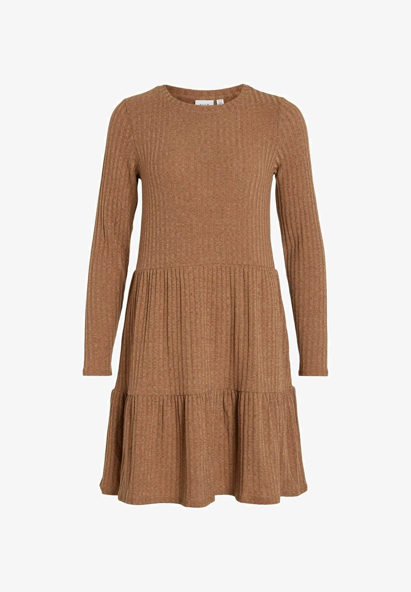 Robe marron en maille côtelée à manches longues, col rond, avec une jupe évasée à volants et un corsage ajusté.