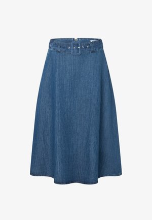 Blauer A-linienförmiger Denim-Rock mit einem breiten Gürtel, der eine quadratische Schnalle und silberne Ösen aufweist, mittellang mit einem genähten Saum.