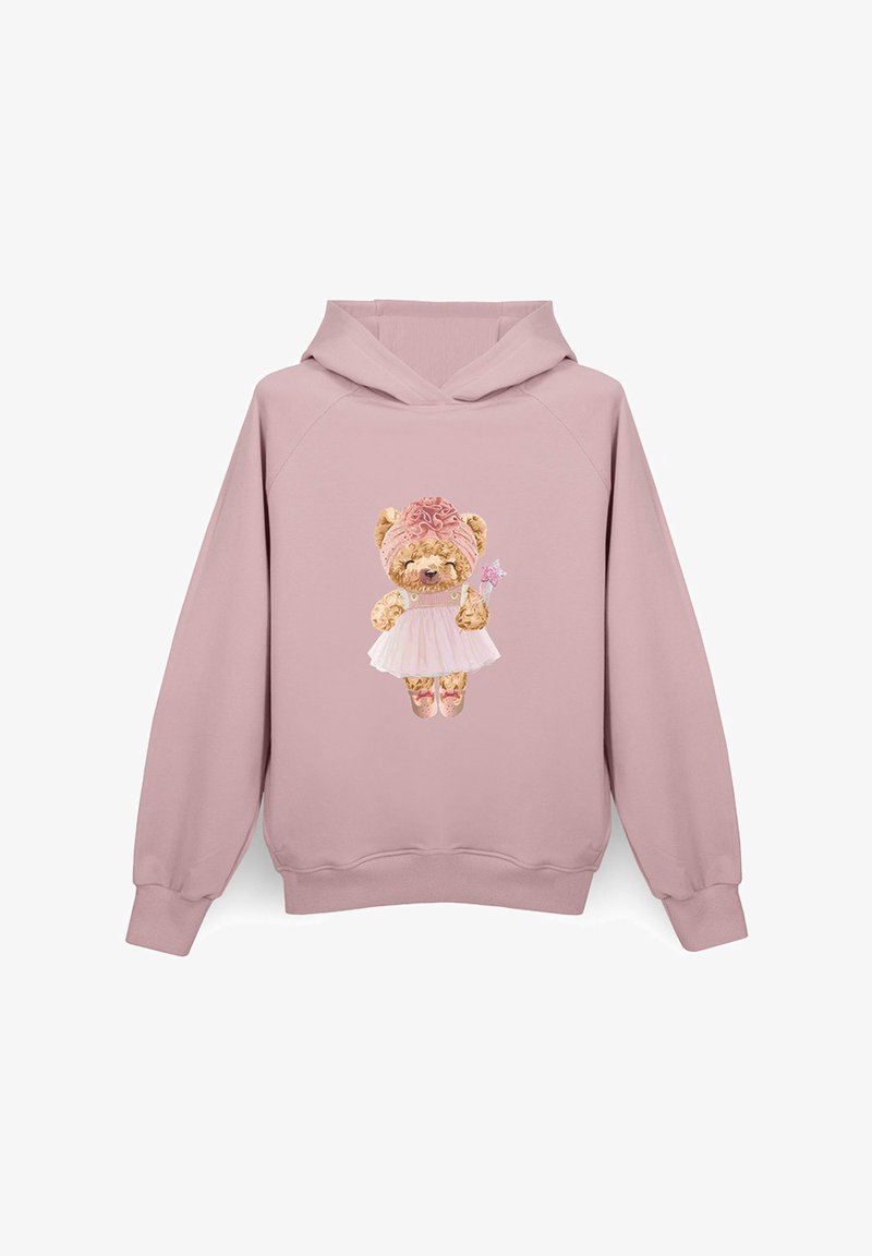 Jasnoróżowa bluza z kapturem z ilustracją bajkowego misia w sukience, z różową opaską na głowie i różdżką, na miękkim, teksturowanym materiale.