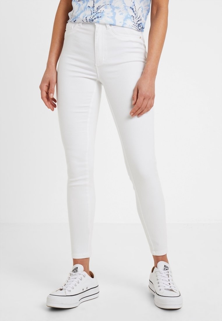 ONLY Petite Skinny-Farkut - white
