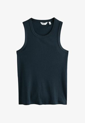 Ciemnoniebieski, prążkowany top na ramiączkach z okrągłym dekoltem i szerokimi ramiączkami. Brak widocznych wzorów czy akcentów. Wykonany z miękkiego, elastycznego materiału.