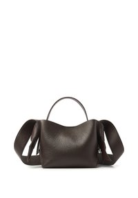 Donkerbruine leren handtas met een gestructureerd oppervlak, met een gevormd lichaam, single handvat en brede, geknoopte banden aan weerszijden.