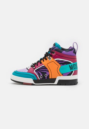 Sneakers alte - fantasy color