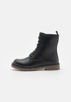 BIAMEGAN LACE BOOT INSIDE ZIP - Lace-up ankle boots - black