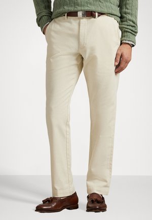 MANHASSET STRETCH STRAIGHT CHINO PANT
 - Vászonnadrágok - andover cream