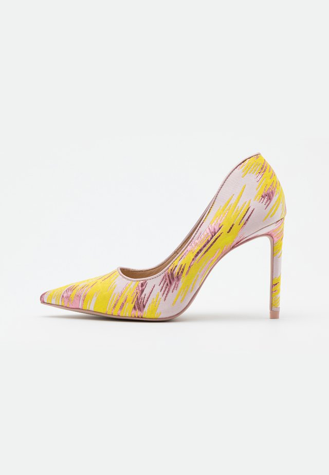 GOHO - High heels - jaune/rose