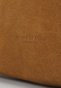 Marc O'Polo MOD HAZEL - Mala de mão - true camel