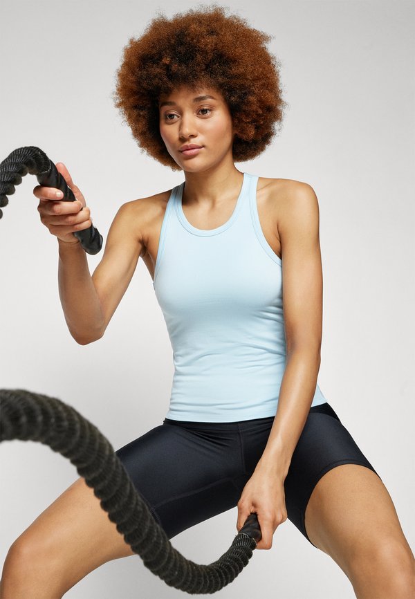 THE ONE TANK - Top - summer song4