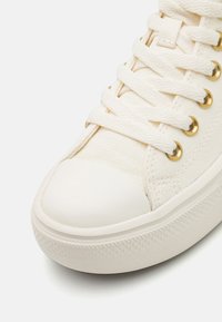 Converse CHUCK TAYLOR ALL STAR MOVE TONAL UNISEX - Sneakers alte - egret/metallic light gold