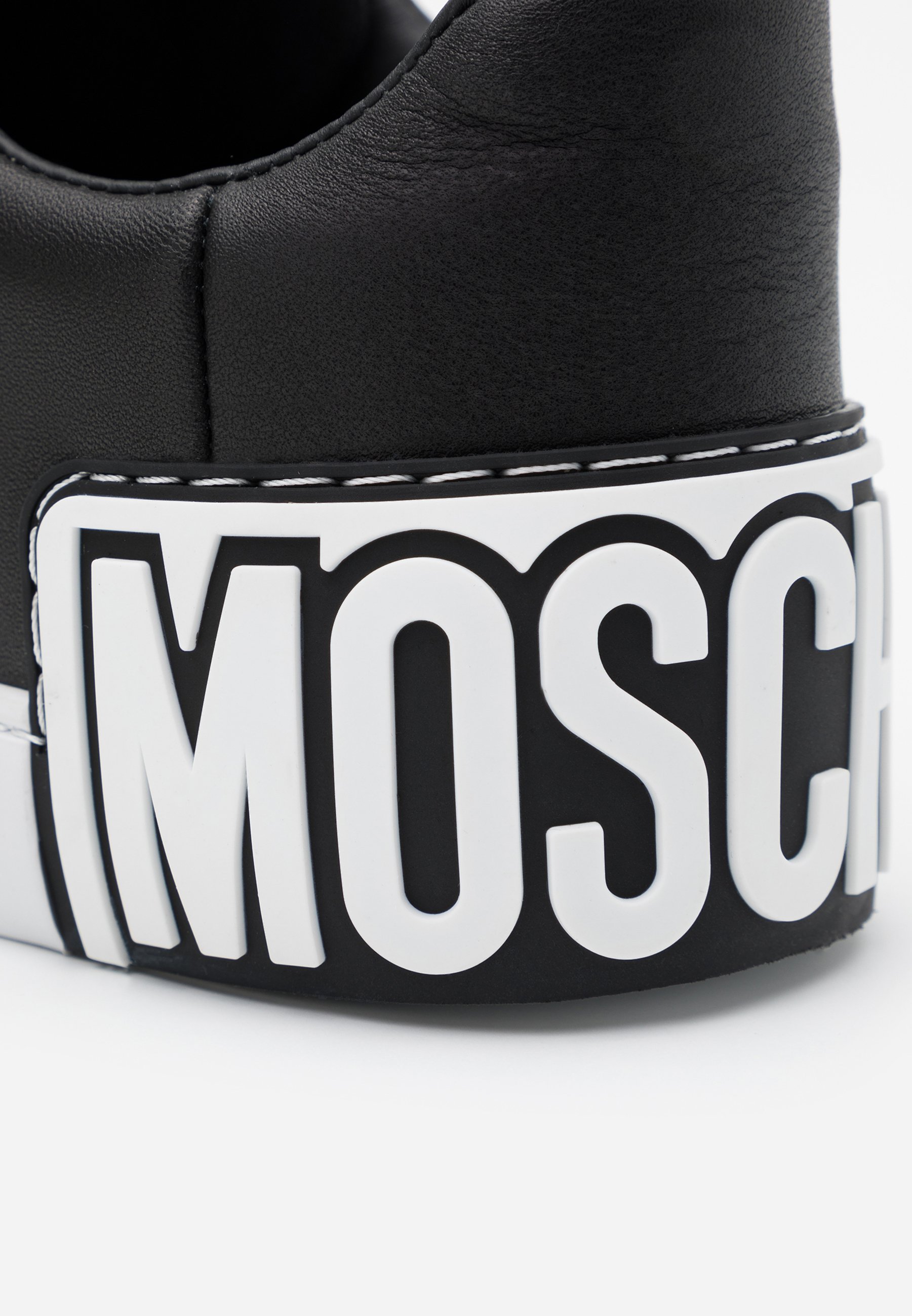 MOSCHINO Joggesko nero Zalando.no MOSCHINO Joggesko nero Zalando.no