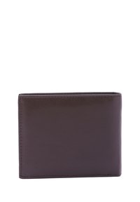 Bruine leren portemonnee met een gladde textuur, met een bi-fold ontwerp en gestikte randen. Compacte rechthoekige vorm zonder zichtbare hardware.