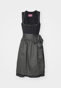 Robe noire sans manches avec encolure carrée, bordure argentée et tablier sombre à motifs noué avec un nœud à la taille.